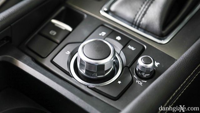 Phím điều khiển chức năng Mazda 6