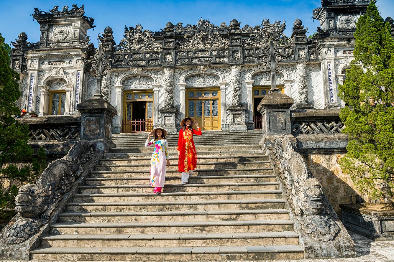 NHỮNG TRẢI NGHIỆM DU LỊCH HUẾ MÙA THU KHÔNG NÊN BỎ LỠ