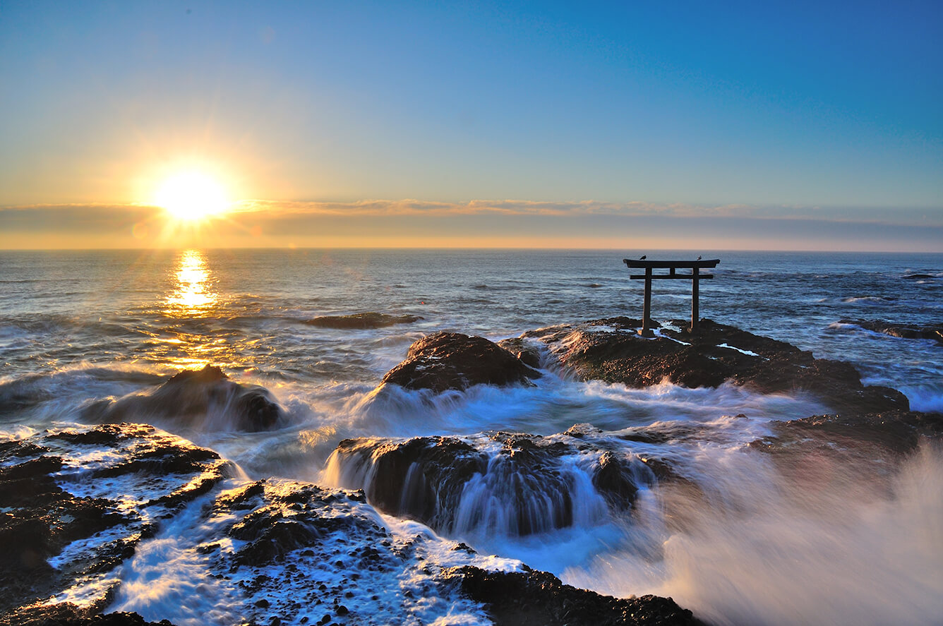 Đền Oarai Isomae/ Kamiiso no Torii (thị trấn Oarai)