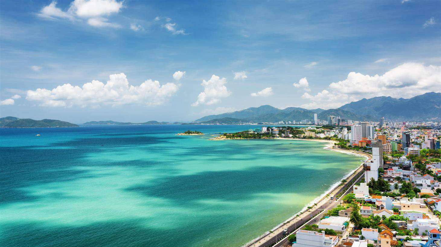 Vẻ đẹp Nha Trang vào mùa hè